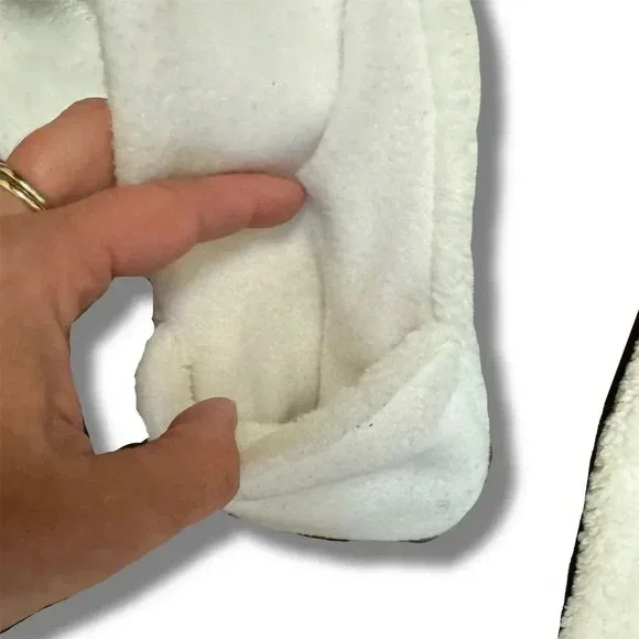 Unicorn Hooded Scarf with Hand Pouches White Unisex One Size - Picture 3 of 6